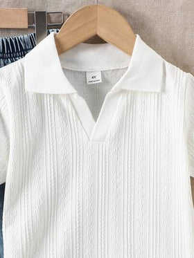 SHEIN مجموعة من قميص كم قصير بطباعة هندسية بسيطة وبنطال جينز للأولاد الصغار، مناسب للخروجات والارتداء اليومي والرياضة والمناسبات، قطعتان