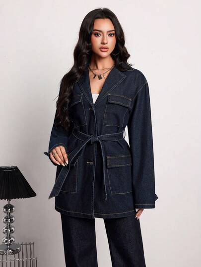 SHEIN Tall معطف جينز كاجوال للنساء ذو ياقة واسعة، أكمام طويلة، أحادي الصدر، متعدد الجيوب، مزود بحزام، مناسب للارتداء اليومي والتنقل، مريح وأنيق للخريف والشتاء