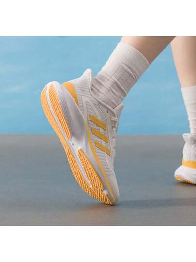 Adidas أحذية جري خفيفة الوزن وقابلة للتنفس من الشبك للرجال والنساء