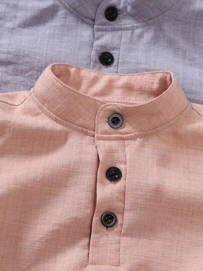 SHEIN Vintaside Kids 3 قطع/مجموعة ملابس علوية أطفال ولادي بلون أحادي بأزرار نصفية، كاجوال مريحة وناعمة بأكمام قصيرة، مناسبة للاستخدام اليومي والسفر والحفلات في الربيع أو الصيف
