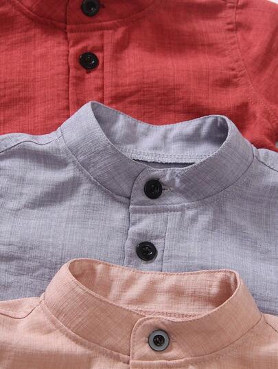SHEIN Vintaside Kids 3 قطع/مجموعة ملابس علوية أطفال ولادي بلون أحادي بأزرار نصفية، كاجوال مريحة وناعمة بأكمام قصيرة، مناسبة للاستخدام اليومي والسفر والحفلات في الربيع أو الصيف