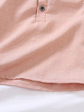 SHEIN Vintaside Kids 3 قطع/مجموعة ملابس علوية أطفال ولادي بلون أحادي بأزرار نصفية، كاجوال مريحة وناعمة بأكمام قصيرة، مناسبة للاستخدام اليومي والسفر والحفلات في الربيع أو الصيف
