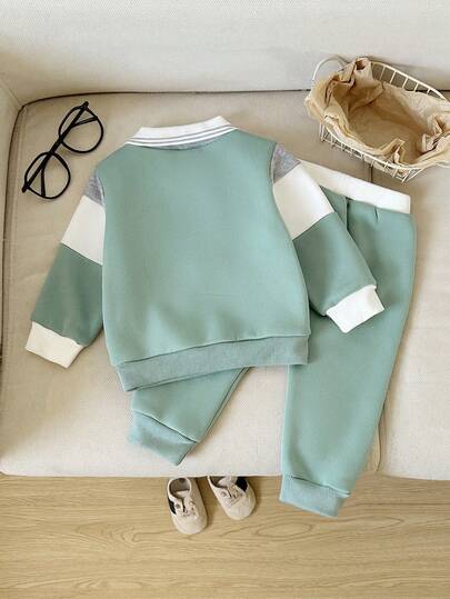 SHEIN Playful Pals طقم بلوزة بولو مطرزة بحرف وبنطلون رياضي للأطفال الرضع، طراز بريبي، جميل وأنيق، مناسب للأطفال في فصلي الخريف والشتاء للخروجات والتصوير الفوتوغرافي والحفلات وما إلى ذلك