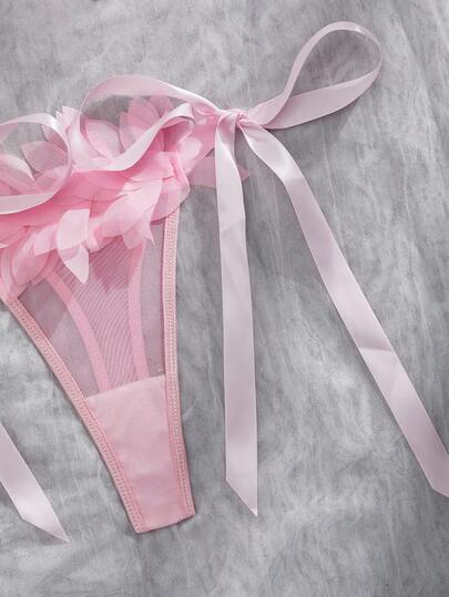 مجموعة ملابس داخلية جذابة للنساء 2 قطعة، تشمل صدرية شفافة مطرزة بالدانتيل الزهري وسروال مع أشرطة معلقة، مناسبة لعيد الحب، الحفلات الخاصة، المناسبات الحميمة، والهدايا