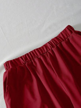 SHEIN Genkimix Kids مجموعة من قميص وشورت كاجوال رياضي يومي للأولاد، قميص بياقة مستديرة وأكمام قصيرة مطبوع عليه حرف، وشورت بخصر مطاطي فضفاض مطبوع عليه حرف، بدلة كرة السلة الصيفية، 2 قطعة