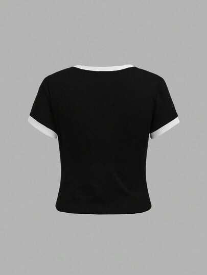 SHEIN Girlism مجموعة قميص أساسي مطرز بفيونكة أبيض وأسود مع بنطلون فضفاض بجيوب للفتيات المراهقات، ملابس رياضية كاجوال وشيك للشارع، ملابس رياضية مريحة للخروج والمدرسة والرياضات مثل كرة القدم