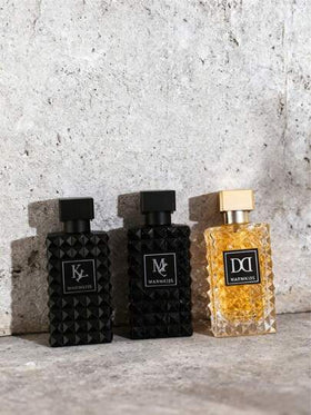 مكونات طبيعية عالية الجودة، عطر فاخر، نضارة طبيعية، رائحة طويلة الأمد، ارتباط عاطفي، كولونيا، أنيقة وطبيعية، مليئة بالجاذبية. مناسبة للمواعيد والسفر والمكتب والتواصل والتجمعات والمنزل والعطلات والخروجات والمفاوضات التجارية وعيد الميلاد والمناسبات الأخرى.