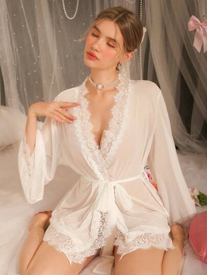 DelicateAllure ثوب نوم نسائي بأكمام واسعة مزين بالدانتيل والشبك الجذاب لعيد الحب