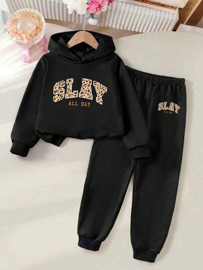 طقم هوديي وبنطلون رياضي بطبعة نمر وطباعة "SLAY" للفتيات الصغيرات، مناسب للخروجات والرياضة والمدرسة في فصلي الخريف والشتاء، طقم هوديي أسود