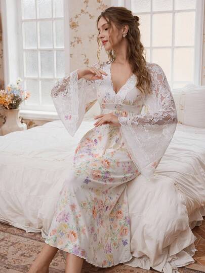 FloralLove ثوب نوم طويل الأكمام مزين بالدانتيل والطباعة الزهرية الأنيقة، فستان طويل الأكمام ماكسي بطبعات زهرية رومانسية فرنسية، فستان ماكسي طويل الأكمام مزين بالزهور ساحر للخريف/الشتاء، ثوب نوم نسائي رومانسي ساحر