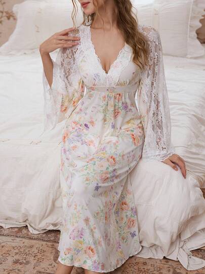 FloralLove ثوب نوم طويل الأكمام مزين بالدانتيل والطباعة الزهرية الأنيقة، فستان طويل الأكمام ماكسي بطبعات زهرية رومانسية فرنسية، فستان ماكسي طويل الأكمام مزين بالزهور ساحر للخريف/الشتاء، ثوب نوم نسائي رومانسي ساحر