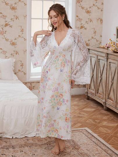 FloralLove ثوب نوم طويل الأكمام مزين بالدانتيل والطباعة الزهرية الأنيقة، فستان طويل الأكمام ماكسي بطبعات زهرية رومانسية فرنسية، فستان ماكسي طويل الأكمام مزين بالزهور ساحر للخريف/الشتاء، ثوب نوم نسائي رومانسي ساحر