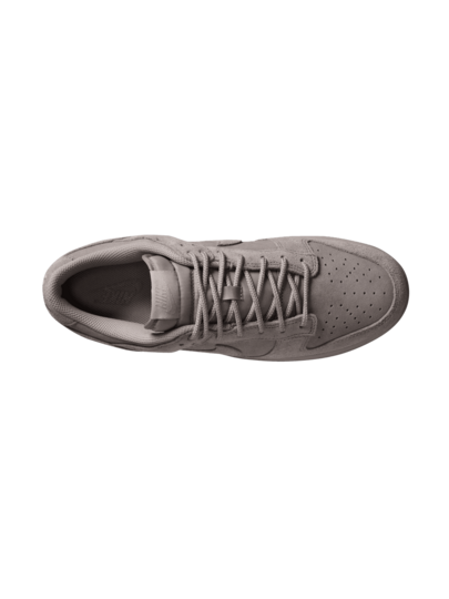 Nike حذاء رياضي رجالي منخفض الارتفاع من Dunk مريح، لون بيج، IB6651-200