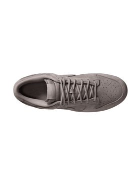 Nike حذاء رياضي رجالي منخفض الارتفاع من Dunk مريح، لون بيج، IB6651-200