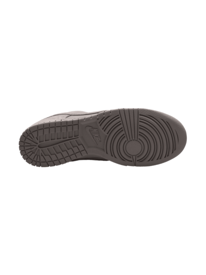 Nike حذاء رياضي رجالي منخفض الارتفاع من Dunk مريح، لون بيج، IB6651-200