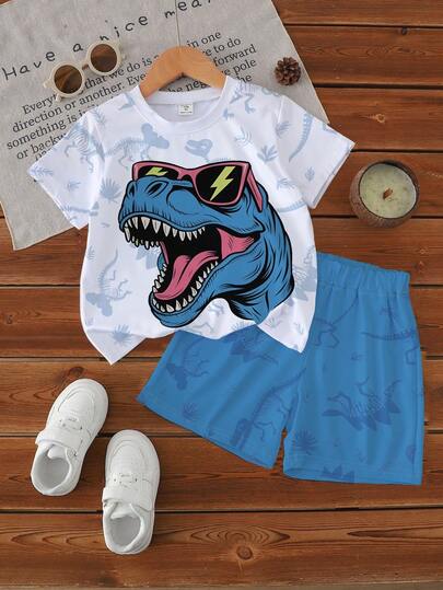 SHEIN GraphicGems طقم قصير الأكمام بطبعة ديناصور كرتونية مضحكة وشورت مناسب للأولاد الصغار، مناسب للخارج والرياضة والمدرسة في الربيع والصيف، طقم بطبعة ديناصور أزرق