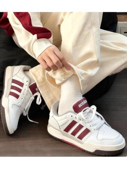 Adidas أحذية رياضية كاجوال للرجال، أحذية سكيت بورد منخفضة الأعلى، مقاومة للانزلاق، مريحة وخفيفة الوزن، JQ3926، ربيع/صيف