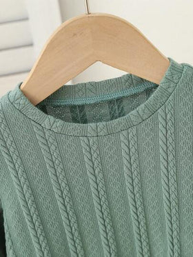 SHEIN 2 قطعة ملابس رسمية كاجوال للأطفال الصبية: كنزة صوفية محبوكة بنقشة جاكارد خضراء، مقترنة مع بنطلون كاجوال بخصر مطاطي، مناسبة لحفلة عيد الميلاد، التنقل، المدرسة، موسم العودة للمدرسة، الملابس الكاجوال، الربيع/الخريف، الخريف/الشتاء