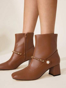 CUCCOO CHICEST بوت كاحل نسائية ذات كعب سميك بلون أحادي للتنقل اليومي بشكل بسيط