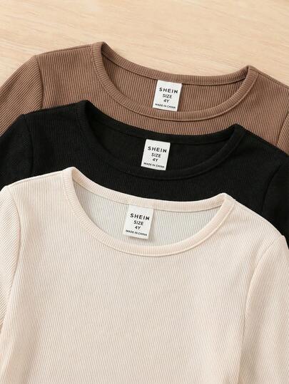 SHEIN قمصان داخلية محبوكة بأكمام طويلة ذات لون أساسي مريح للفتيات الصغيرات، مناسبة للارتداء اليومي والمدرسي في فصلي الخريف والشتاء، ضرورية وعملية، متناسقة مع الأم والابنة، قمصان بشكل قلب للفتيات. قمصان بأكمام طويلة للفتيات، مناسبة لعيد الميلاد.