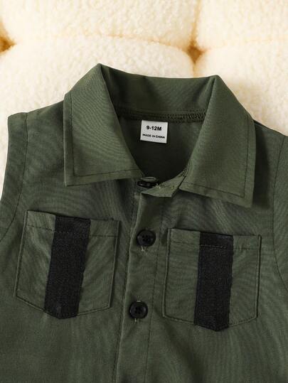 SHEIN طقم سترة جيب للأطفال الصبيان مع طباعة حرفية على تي شيرت أكمام قصيرة وبنطلون جيب كاجوال، أزياء متعددة الاستخدامات وبارد، قماش مريح، مناسب للارتداء في الخارج والداخل، صيفي