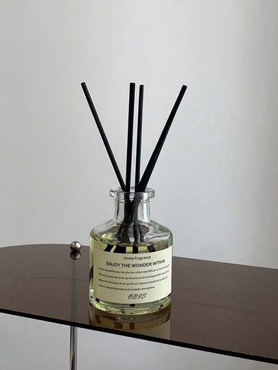 5 قطع (1 زجاجة زيت عطري + 4 عيدان بامبو عطرية) - طقم عطر منزلي بدون لهب. عطر طويل الأمد، مناسب لغرفة النوم والحمام وغرفة المعيشة. مثالي للعلاج بالعطور، تنقية الهواء، هدايا العطور، ديكور المنزل وديكور رمضان.