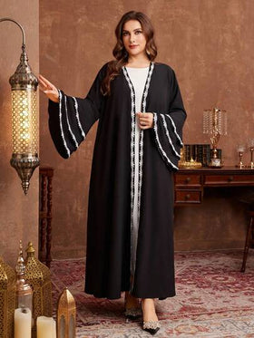 Al Najma رمضان عباية كاجوال للنساء ذوات الأحجام الكبيرة بأكمام طويلة وتطريز دانتيل بلون واحد