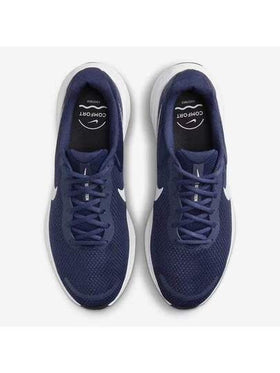 Nike حذاء ركض رجالي من نايك ريفولوشن 7 خفيف الوزن، منفذ للهواء، شبكي، متين، ماص للصدمات، مناسب للركض في الهواء الطلق والتدريب واللياقة البدنية، لون أزرق داكن، أحذية رياضية كاجوال متعددة الاستخدامات، موديل ضروري FB2207-400