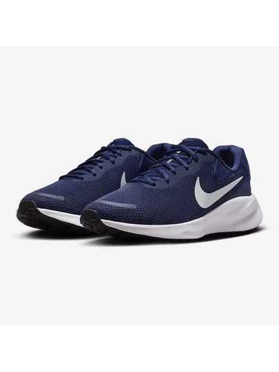 Nike حذاء ركض رجالي من نايك ريفولوشن 7 خفيف الوزن، منفذ للهواء، شبكي، متين، ماص للصدمات، مناسب للركض في الهواء الطلق والتدريب واللياقة البدنية، لون أزرق داكن، أحذية رياضية كاجوال متعددة الاستخدامات، موديل ضروري FB2207-400
