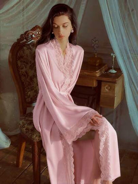 QING ROU رداء ساتان أنيق بلون جذر اللوتس، تريم من الدانتيل الناعم، أكمام طويلة منفرجة، حريري وناعم، مع حزام، مناسب للاستخدام المنزلي