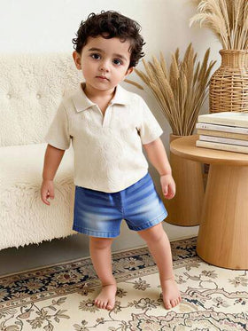 SHEIN Vintaside Kids طقم ملابس علوية كم قصير مطبوع بطبعة البيزلي مع شورت جينز مغسول أنيق، مجموعة ملابس صيفية كاجوال متعددة الاستخدامات مناسبة للارتداء اليومي، التخييم العائلي، الطعام أو التسوق
