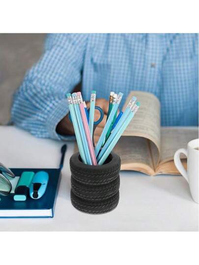 حامل أقلام مكتبي على شكل إطار سيارة مضحك متعدد الوظائف، منظم مكتبي، حامل أقلام، ديكور نيش، إناء نباتات خضراء - بلاستيك، اكسسوارات ديكور مكتبي وهدايا قرطاسية مناسبة للأولاد والبنات، أقلام، قلم، قرطاسية، علبة أقلام، حقيبة أقلام، مدرسة، علبة أقلام كبيرة، معد
