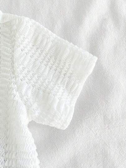 SHEIN Vintaside Kids طقم للأطفال الصبيان للصيف، ملابس علوية كاجوال بأكمام قصيرة وياقة مبسطة مع شورت جينز مغسول عصري، مناسب للارتداء اليومي، التخييم العائلي، الطعام أو التسوق
