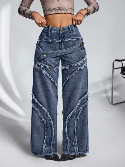 SHEIN PETITE سروال جينز واسع الساق مع حزام خصر مزين بأزرار وشراريب، مناسب للارتداء اليومي والتنقل