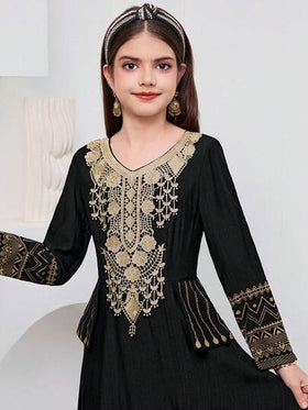 SHEIN فستان طويل الأكمام بخصر مناسب، موحد اللون مع تطريز ذهبي للفتيات المراهقات، مناسب للسفر والعطلات والريف والمنتجعات الكاجوال والبوهيمي، متناسق مع الأم والابنة