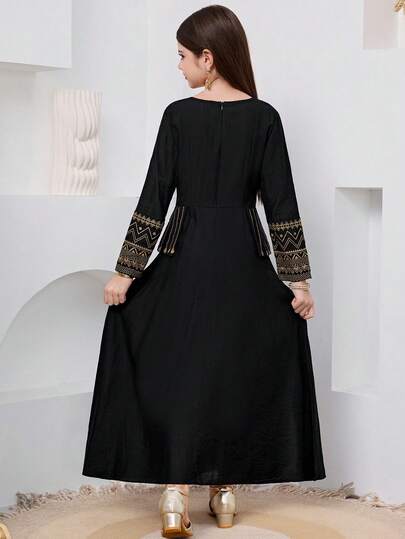 SHEIN فستان طويل الأكمام بخصر مناسب، موحد اللون مع تطريز ذهبي للفتيات المراهقات، مناسب للسفر والعطلات والريف والمنتجعات الكاجوال والبوهيمي، متناسق مع الأم والابنة