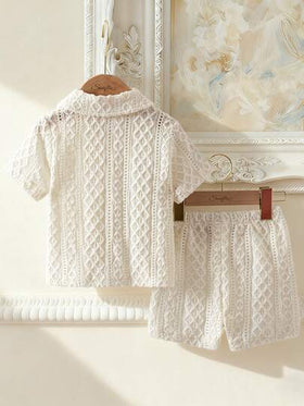 SHEIN Souflis ملابس أطفال حديثي الولادة إلى عام واحد، بلوزة أكمام قصيرة لون المشمش وطقم شورت، قماش ذو ملمس مناسب لارتداء الأطفال في الصيف، يضيف ملمسًا وجودة إلى الملابس