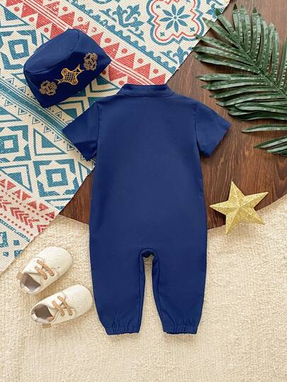 SHEIN رمضان 1 قطعة رومبير قصيرة الأكمام للأولاد مع طوق مندرين وأزرار مطبوعة + قبعة شمس دائرية، طقم كاجوال رجعي مناسب للارتداء اليومي في الربيع/الصيف
