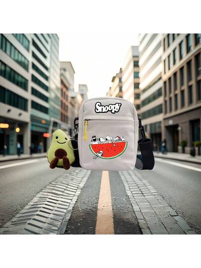 SNOOPY حقيبة كروس بودي كانفاس 4 ألوان بطبعة سنوبي، مناسبة للمراهقين والطلاب، حقيبة كتف بطبعة أنمي عالية الجودة، هدية عيد الميلاد/العطلات/عيد الحب، لوازم العودة إلى المدرسة (مع إكسسوارات الدمية)، عيد الحب