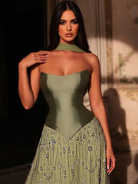 Glamrae فستان ماكسي أنيق فاخر من الشيفون مزين بالخرز والترتر والزهور على قماش الساتان القابل للإزالة، مناسب للحفلات والمناسبات الرسمية والسهرات (تطريز ثقيل)