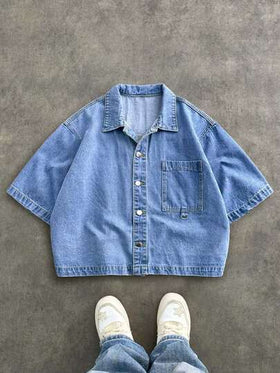 Manfinity Unisex جاكيت جينز بأكمام قصيرة وأزرار بتصميم بسيط وأنيق للرجال