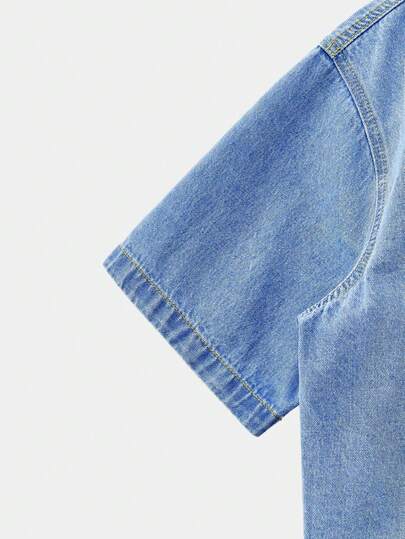 Manfinity Unisex جاكيت جينز بأكمام قصيرة وأزرار بتصميم بسيط وأنيق للرجال