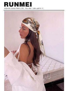 وشاح مربع من القماش الأطلسي المطبوع بتصميم بسيط، وشاح رأس موضة ربيع جديدة للنساء، يمكن استخدامه كحزام للخصر أو تزيين الحقيبة أو كشريطة أو شريط للرأس أو وشاح، مثالي لتعزيز مظهرك الشامل