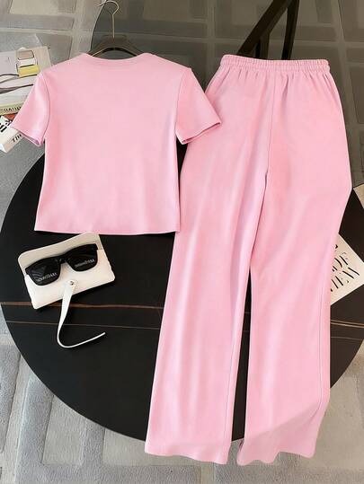 SHEIN طقم تيشرت رقبة دائرية بتصميم قلب، هدية للأصدقاء