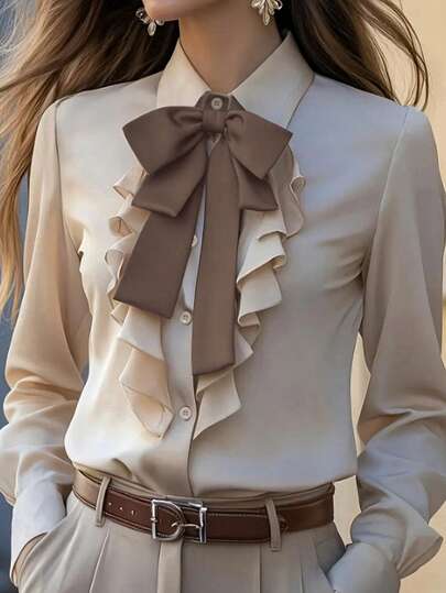 قميص نسائي أنيق بتفاصيل كشكشة وفيونكة بأكمام طويلة - لون أحادي، أكمام طويلة، تصميم أزرار أمامية، مناسب للتنقل والارتداء اليومي، قميص كاجوال | بلوزة أنيقة | تفاصيل كشكشة وفيونكة
