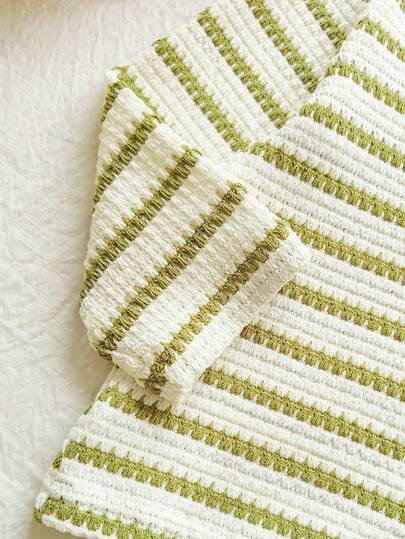 SHEIN Vintaside Kids طقم ملابس كامل للأطفال الصبيان، ملابس علوية بأكمام طويلة مخطط بطراز كلاسيكي وبنطال بلون متباين، مناسب للارتداء في الربيع/الخريف، للاستخدام اليومي، للخروجات، الحفلات، العطلات، الحدائق