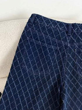 Comfortcana جينز نسائي كاجوال يومي بجيوب مائلة ونسيج متموج وقصة واسعة