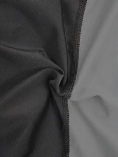 Manfinity Swimmode جمبسوت سباحة قصيرة الأكمام بألوان متباينة للرجال للشاطئ والعطلات