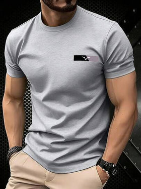 Manfinity Homme ملابس علوية قصير الأكمام بتصميم بسيط مع شعار النورس، ملابس علوية رجالي قصير الأكمام رمادي متعدد الاستخدامات وبتصميم بسيط