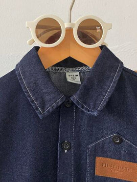 SHEIN Streecool Kids مجموعة ملابس علوية كم قصير وشورت بتدرج لون الجينز المغسول مناسبة للارتداء اليومي، المدرسة، العطلات، السفر، الاسترخاء، التشمس، الصيف، قطعتان